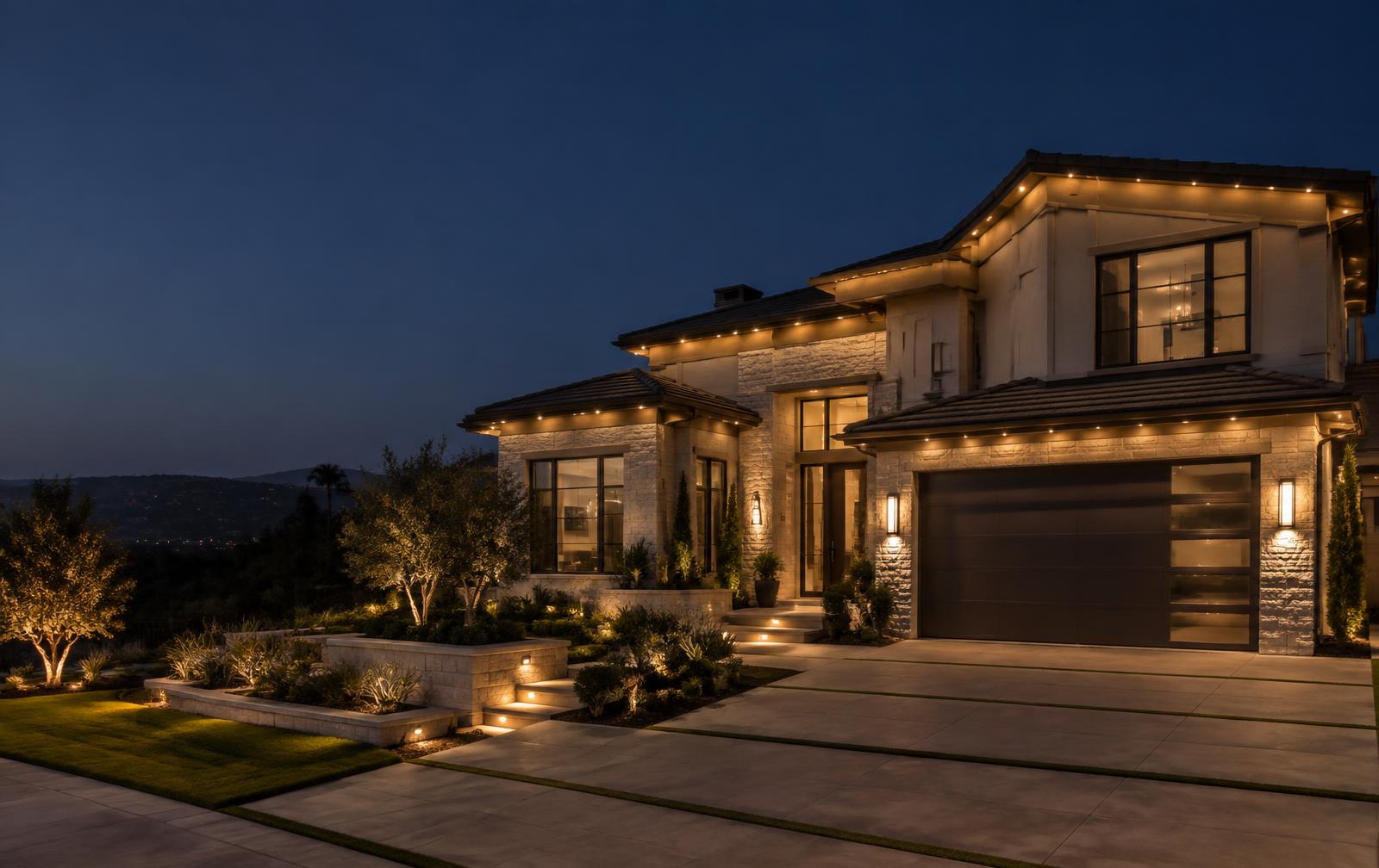 Permanent warm LED roofline lighting on a Southern California home